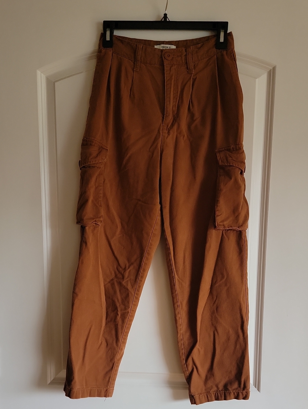 Forever 21 Rust Brown High Rise Pleated Cargo Pants XS